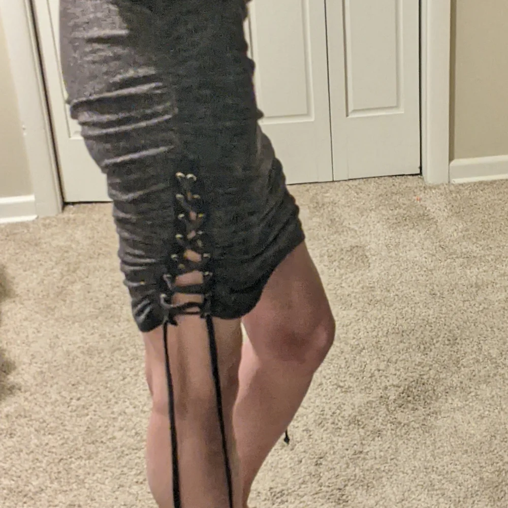 Linen Blend Stretch Athleisure Ruched Midi Bodycon Dress - Picture 5 of 9